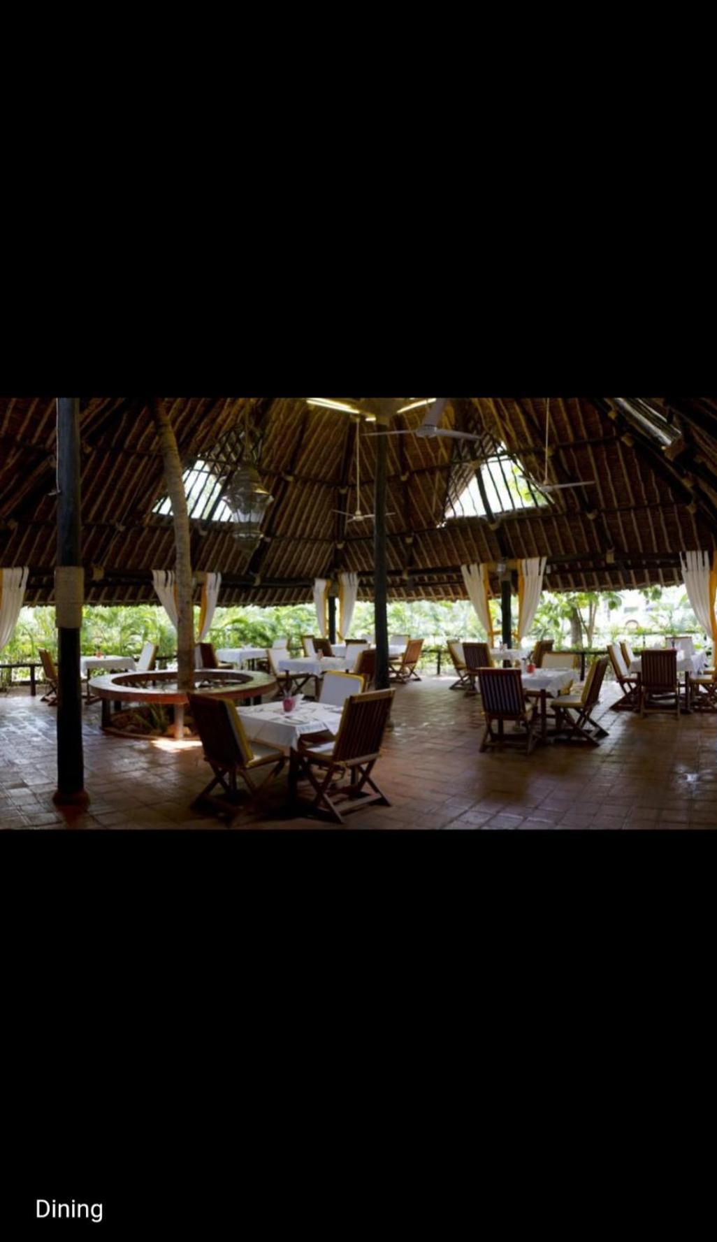Mangro Hotel Diani Beach Bagian luar foto