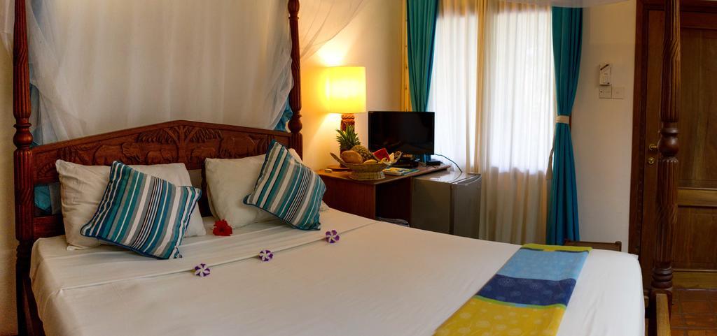 Mangro Hotel Diani Beach Ruang foto