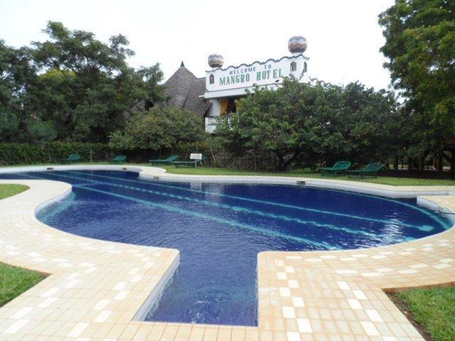 Mangro Hotel Diani Beach Bagian luar foto