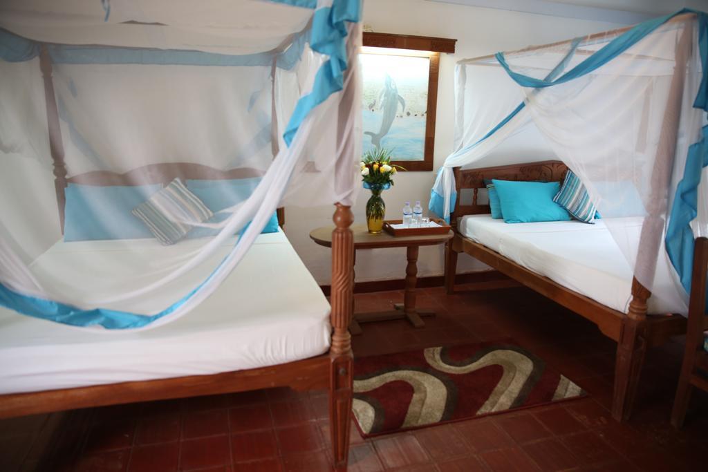 Mangro Hotel Diani Beach Bagian luar foto